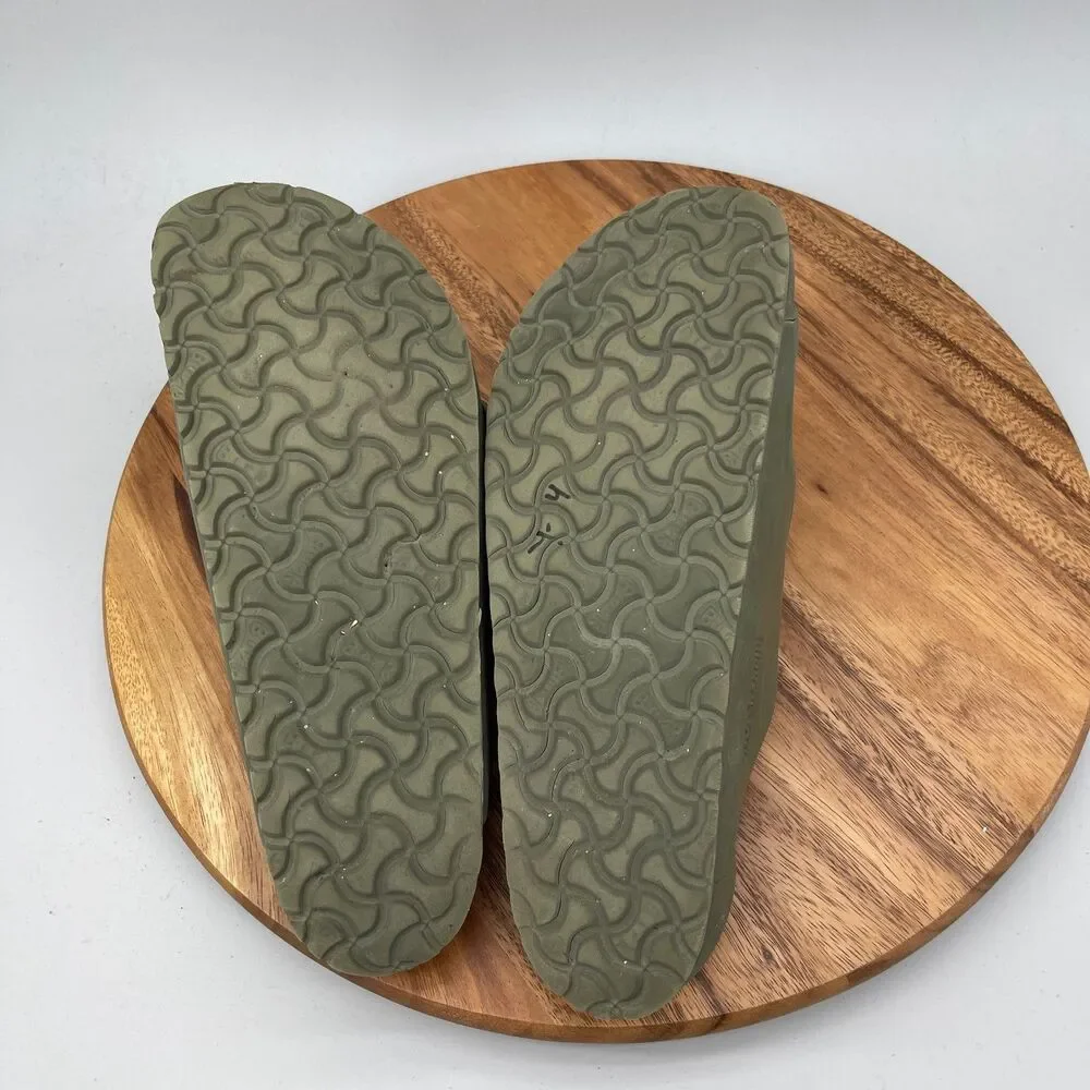Birkenstock Arizona EVA Mens Size 11 / 44 Army Green Sandals Summer Beach Casual